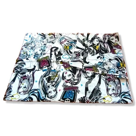 Monster High OG Ghouls Rule Twin Flat Sheet / Fabric - Picture 8 of 9